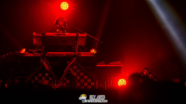 Brian Willett - - OneRepublic Native Live in Malaysia 2013 