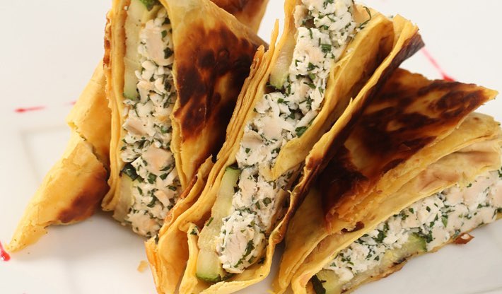 Быстрый и простой перекус: брынза в лаваше, нереально вкусная! Черновик