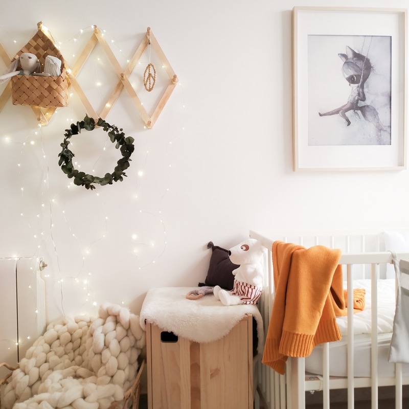 Crochet top with flowers