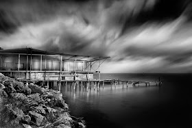 02-Vassilis-Tangoulis-The-Sound-of-Silence-in-Black-and-White-Photographs-www-designstack-co