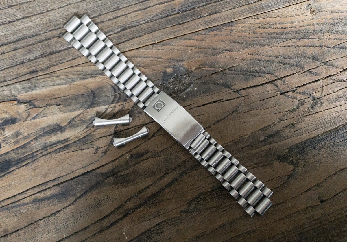 FS: 1990 Omega Speedmaster 145.0022 w/ 1450 bracelet | WatchCharts  Marketplace