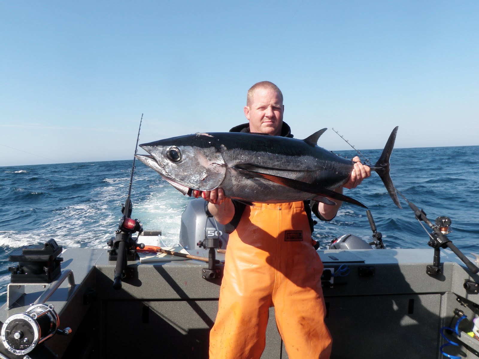 Todds Extreme Fishing Garibaldi Tuna & Salmon 9/2/11 9/5/11