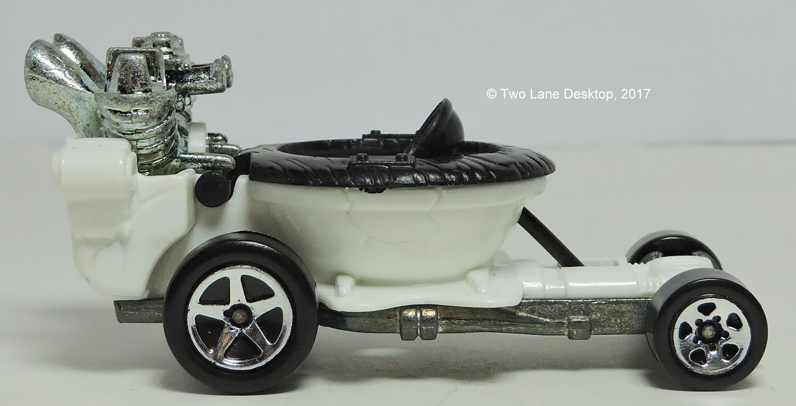 Two Lane Desktop: Hot Wheels Hot Seat and Gotta Go