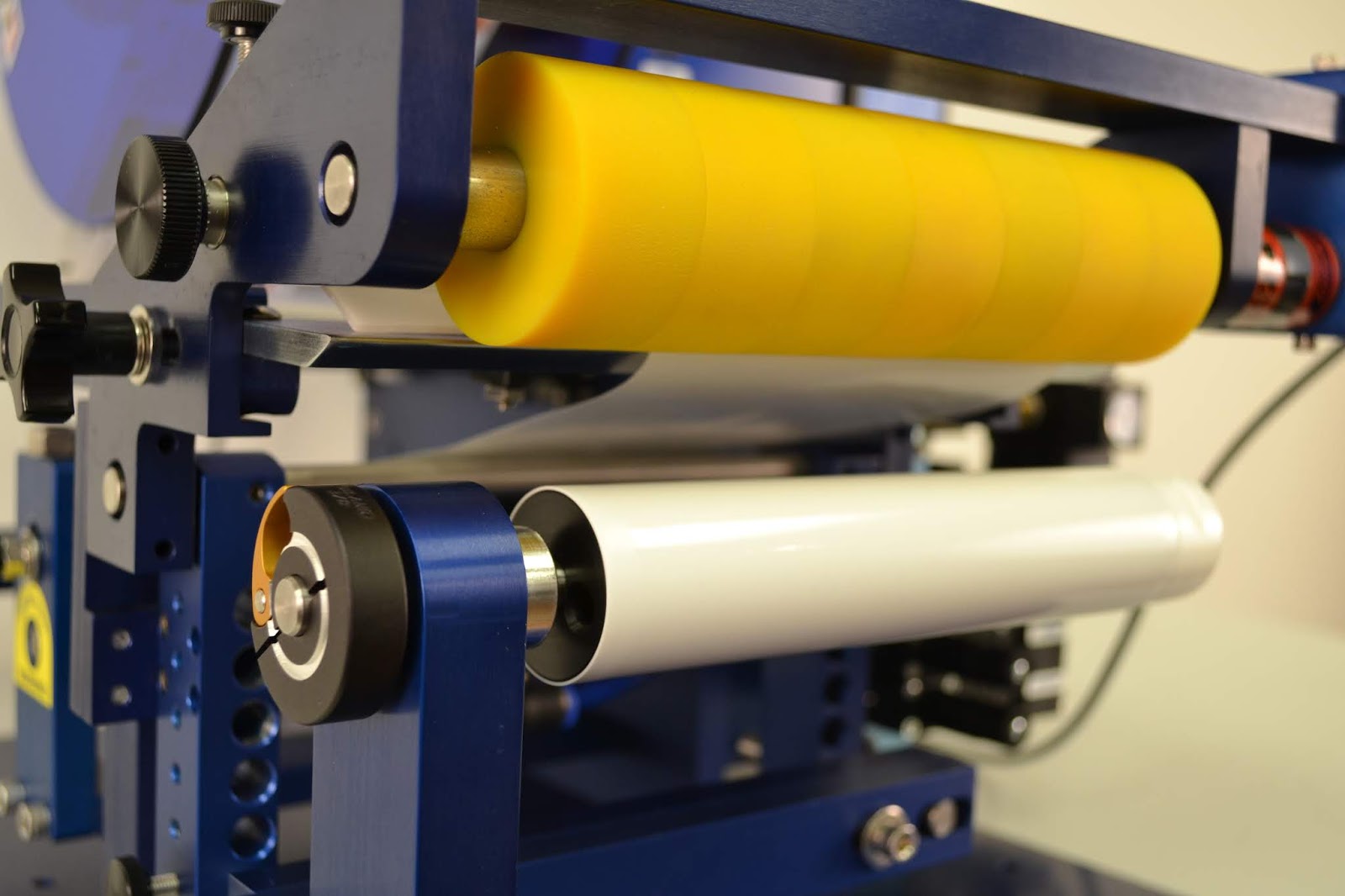 Tube Label Applicator Packaging KnowHow