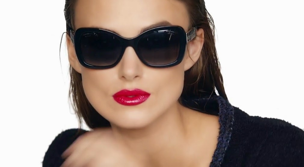 Watch: Keira Knightley loves Coco in Chanel’s new Rouge Coco Lipstick ...