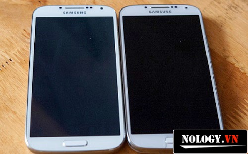 hình ảnh samsung galaxy s4 thật bên phải