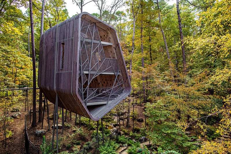 10 Incredible Treehouse Hotels in the USA for Wonderful Vacation
