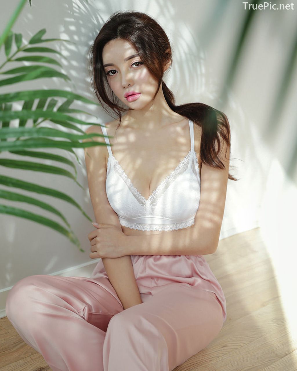 Korean Fashion Model - Jin Hee - Lovely Soft Lace Lingerie - TruePic.net - Picture 48