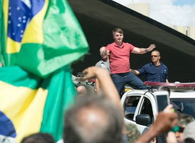 Bolsonaro discursa em manifestação em Brasília que defendeu ...