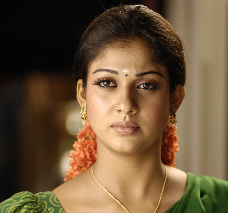 Nayanthara face close up