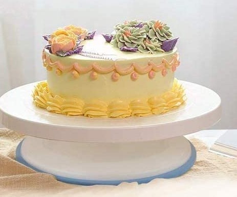 Base giratoria antideslizante para decorar pasteles o cupcakes