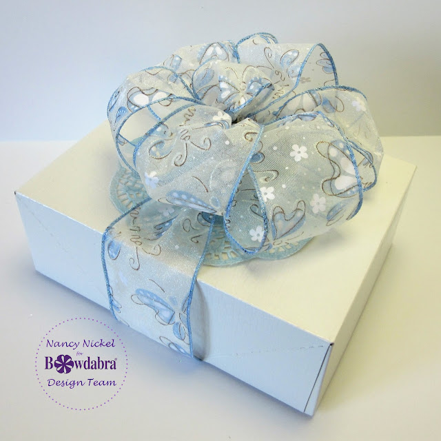How To Make a Quick and Easy Gift Box Bow