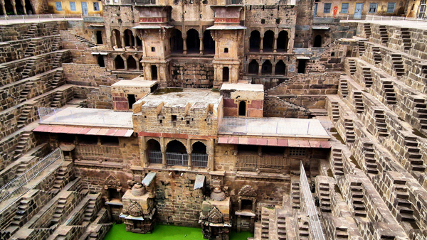 Giếng bậc thang Chand Baori, Ấn Độ Giếng bậc thang Chand Baori, Ấn Độ