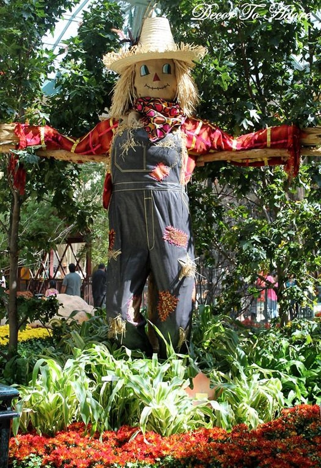 20 Fabulous Garden Scarecrow Ideas 20 Fabulous Garden Scarecrow Ideas