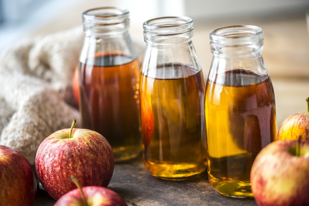 Apple Cider Vinegar Benefits | Apple Cider Vinegar For Acne | Sanisha14
