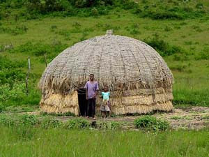 CASAS DEL MUNDO: LOS RENDILLE VIVIENDAS NÓMADAS - Poblado Cántabro de