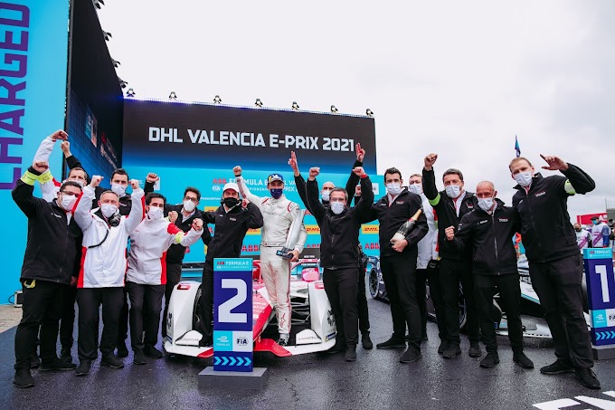  The Mercedes-Benz EQ Formula E Team achieves double podium on the first race of the Valencia E-Prix 