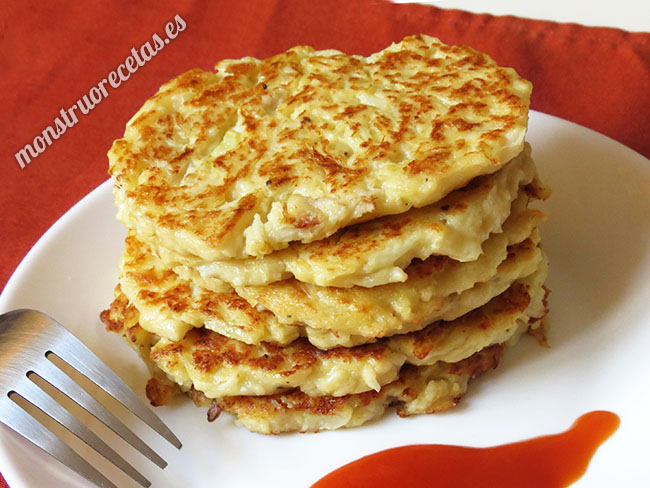 Tortitas o hamburguesas de coliflor y queso