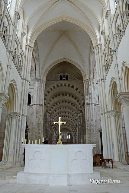 Santa María Magdalena de Vézelay, Francia