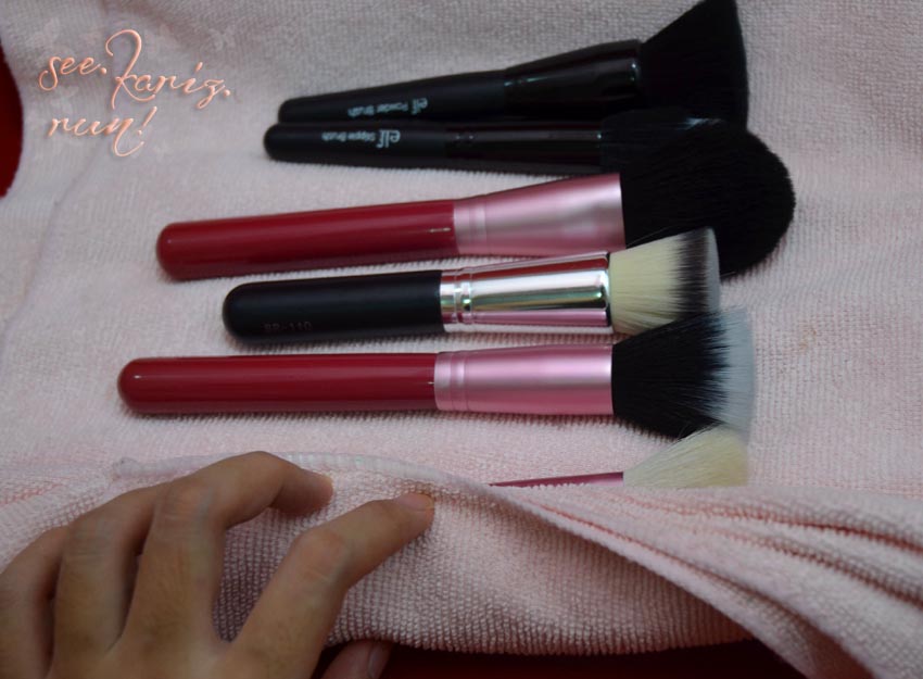 see kariz run Drying Makeup Brushes