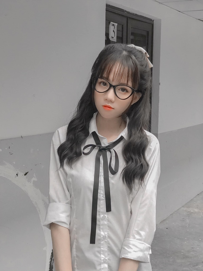 Mèo Sao Hỏa lộ clip nóng
