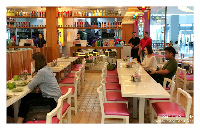 Soi Thai Restaurant Interior