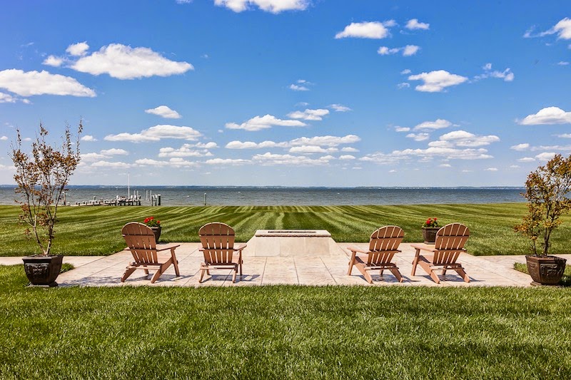 This Absolutely Stunning 30acre Estate is set in Stevensville