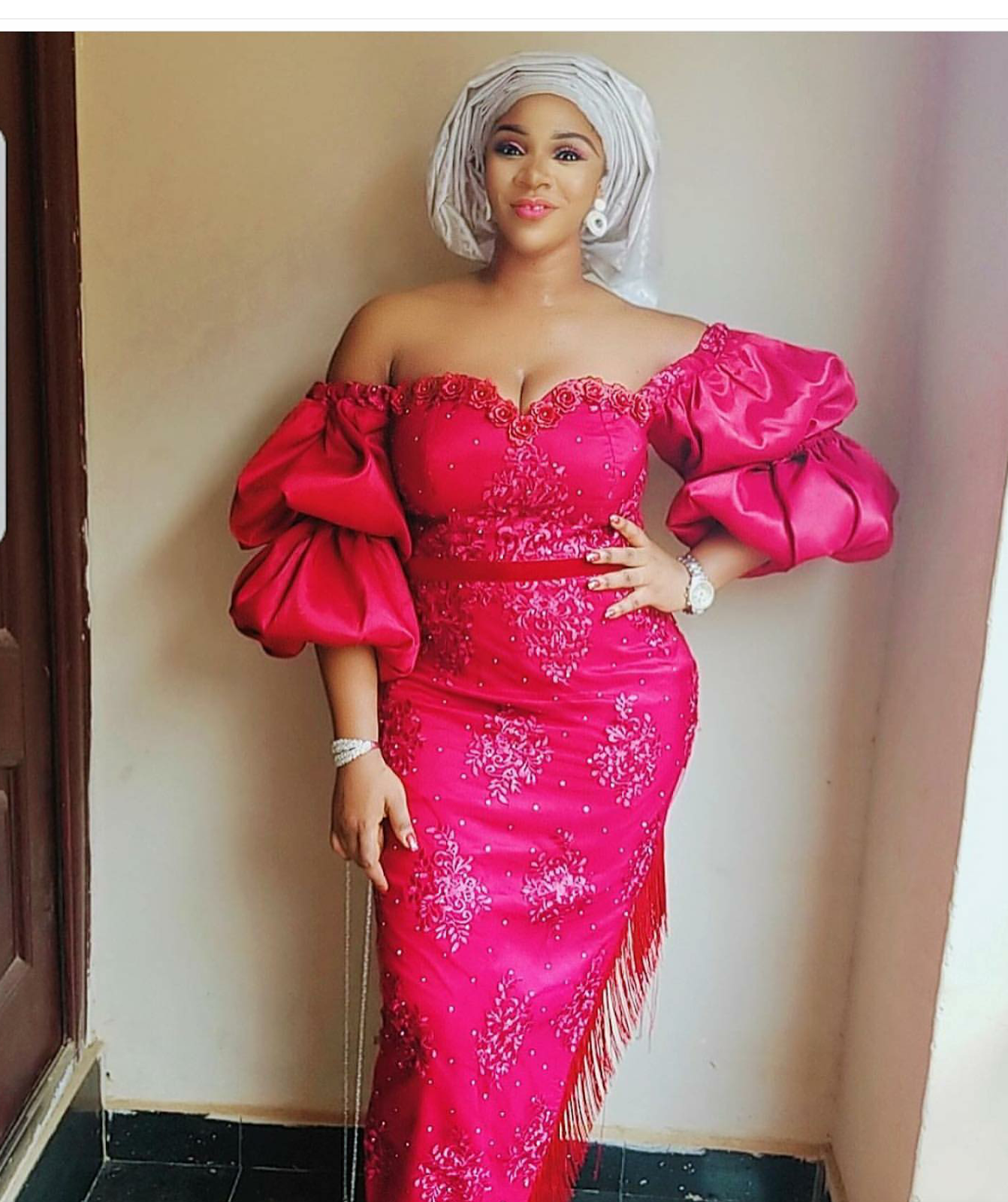 Latest aso ebi collections : the most stunning and fabulous aso ebi designs