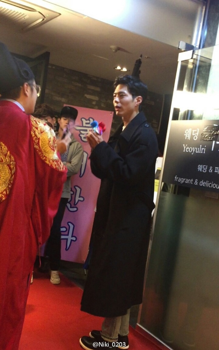 박보검 어제 코앞에서 보는것 같은 종방연 사진 | 인스티즈