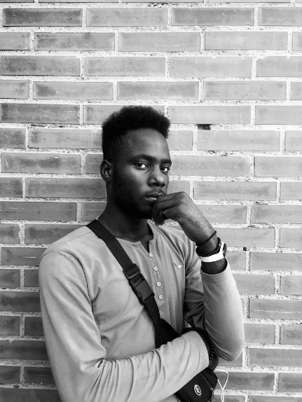 [Video] Meet Agbaje-Daniels Olumide, creative cinematographer that shoots with just his phone!