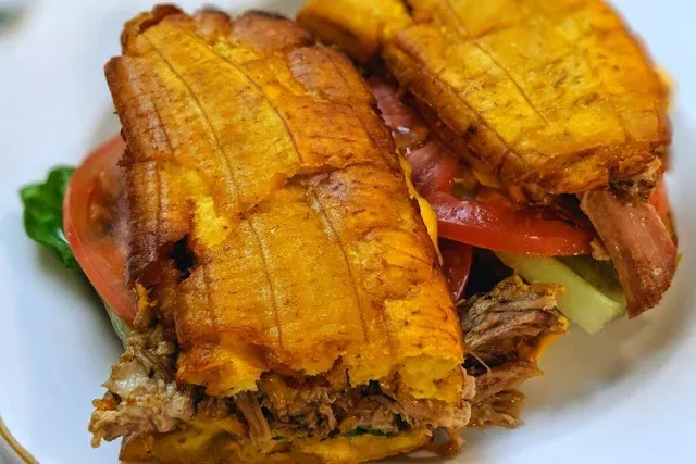 What to eat in Chicago in a day: Puerto Rican jibarito