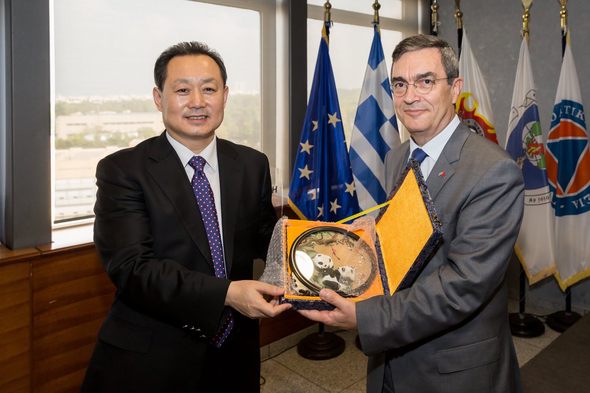 ΛΕΥΤΕΡΙΑ: ΕΚΤΑΚΤΟ: O υφυπουργός-αρχικατάσκοπος της Κίνας αυτομόλησε στις ΗΠΑ με μυστικά για τη «διαρροή» του κορονοϊού από την Γιουχάν