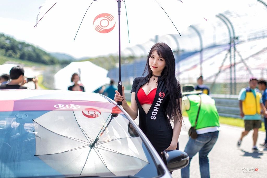 Image-Korean-Racing-Model-Lee-Eun-Hye-At-Incheon-Korea-Tuning-Festival-TruePic.net- Picture-89