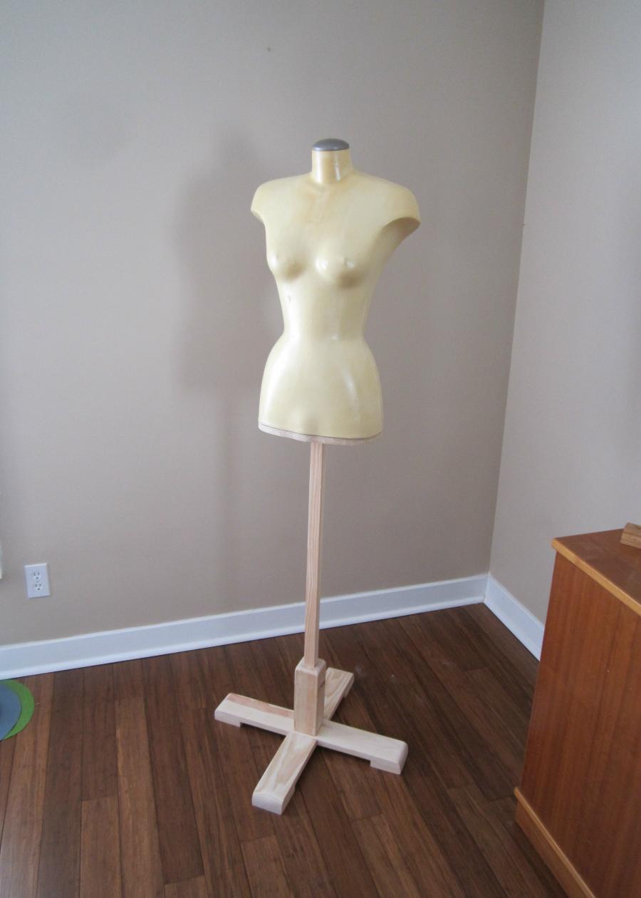 WP Wood Working Mannequin Stand
