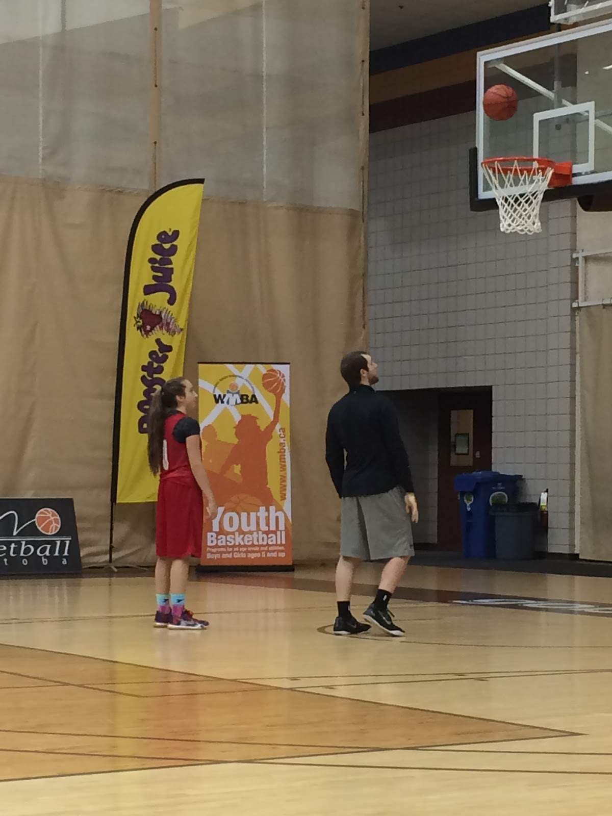 CLINIC VIDEOS NOW READY 275 Attend Basketball Manitoba Super Coaches