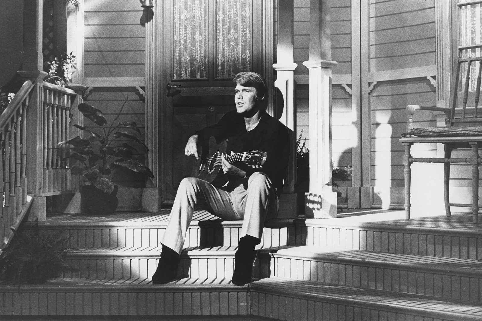 RETRO KIMMER'S BLOG: GLEN CAMPBELL DIED YESTERDAY