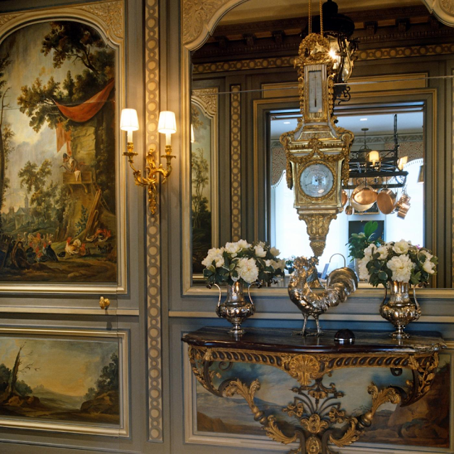 Eye For Design: Decorating With Antique French Barometers