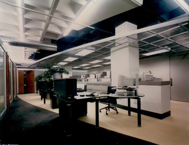 Office area of W.E. Doner advertising agency in Baltimore, MD, designed by architect Ernesto Santalla while at KressCox associates