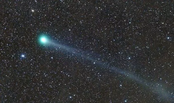 Comet_SWAN_Near_to_earth