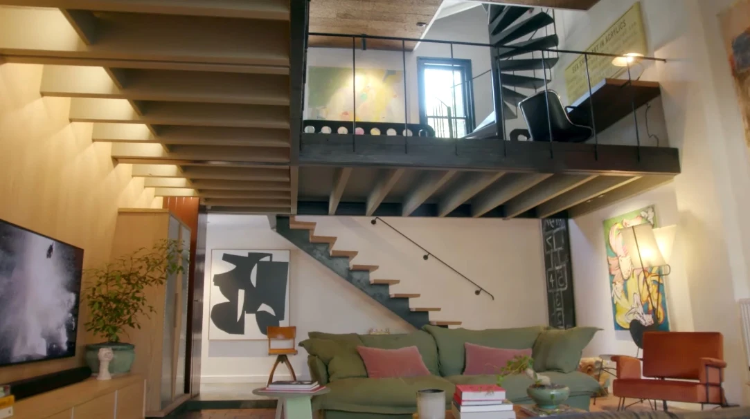 39 Interior Design Photos vs. Troye Sivan's Victorian-Era Melbourne Home Tour