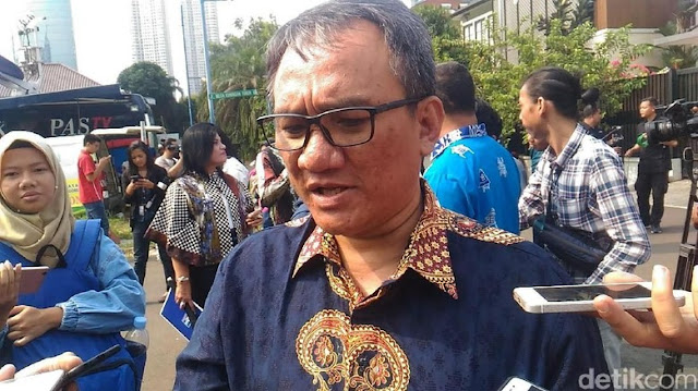 Andi Arief Tuduh Mega Dendam, PDIP: Ini Bukan Ketoprak Ken Arok Bung! Andi Arief Tuduh Mega Dendam, PDIP: Ini Bukan Ketoprak Ken Arok Bung!