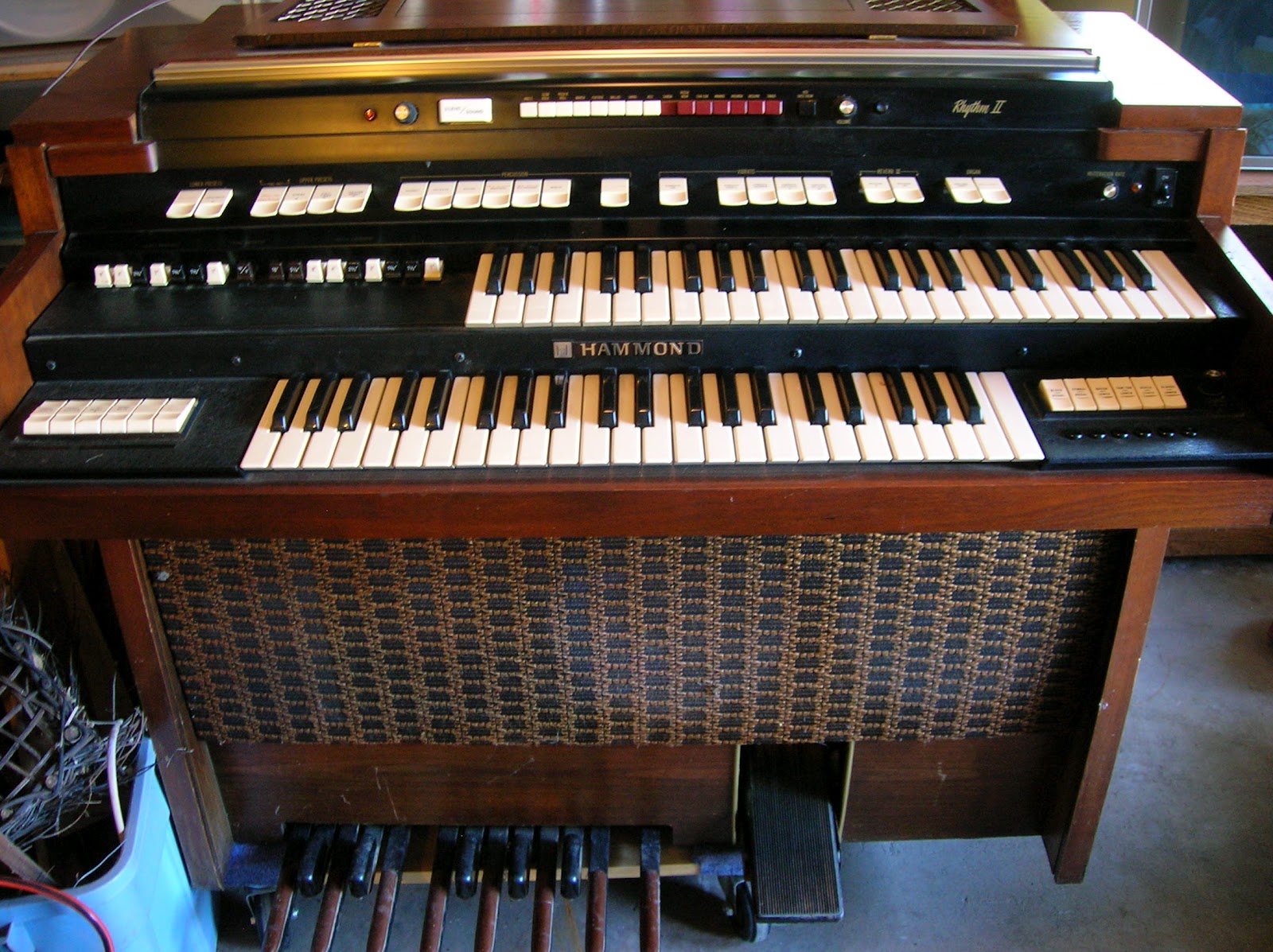 Music Production Hammond T422