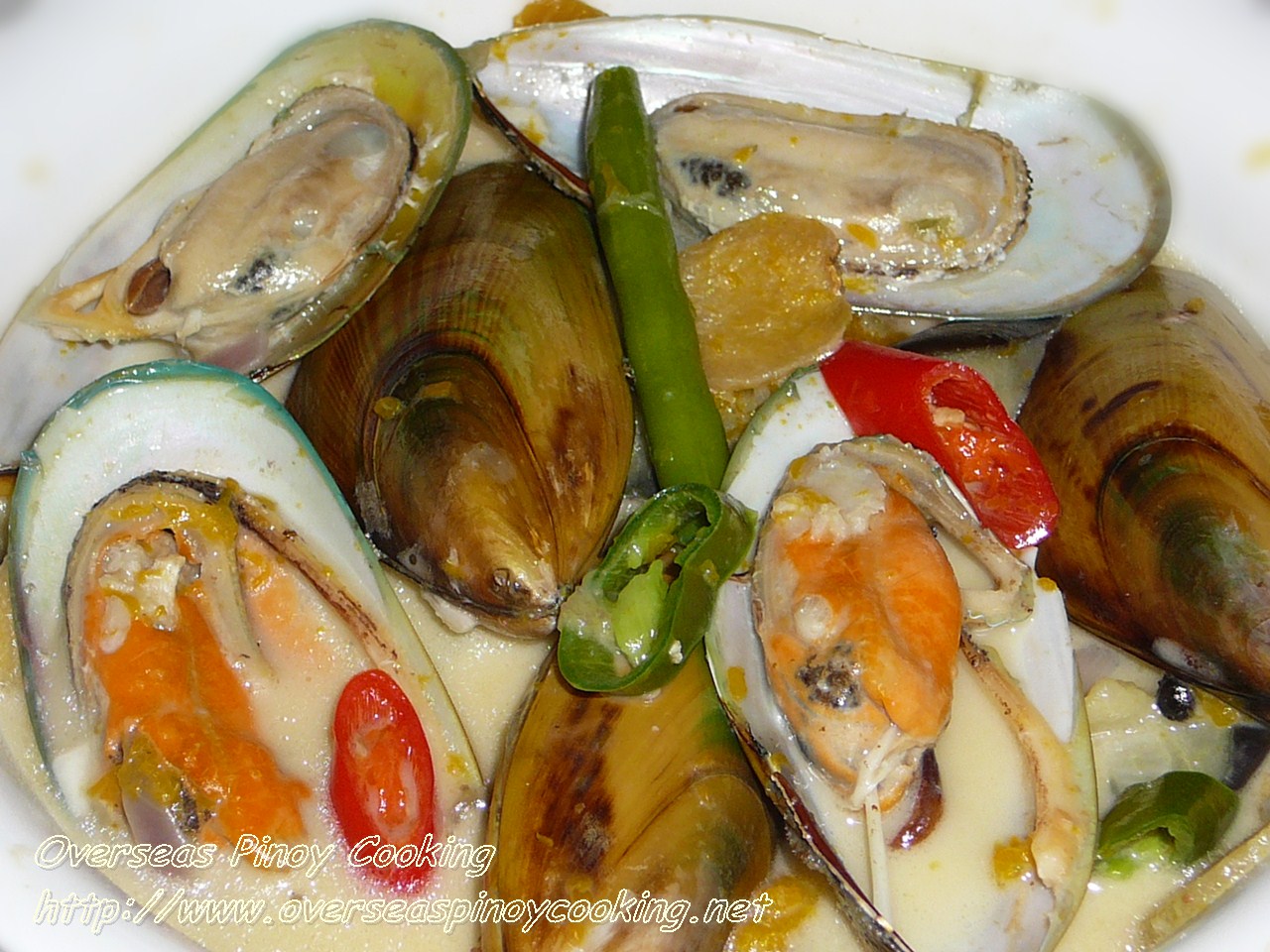 Green Mussels and Vegetables in Coconut Milk