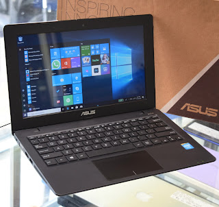 Jual Laptop ASUS X200M ( Intel Celeron N2840 ) Fullset
