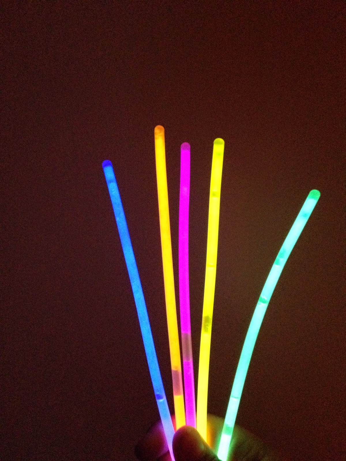 Katrina's Review Blog Glow Stick Bracelets 100 Bracelets Review