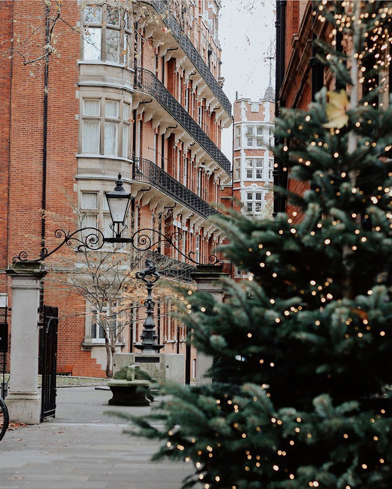 Weekday Wanderlust | Holiday 2019 Inspiration: Christmastime in London