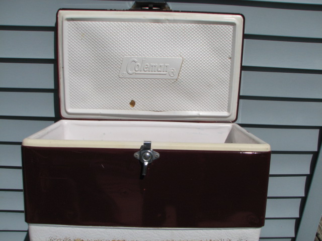 1976 coleman cooler