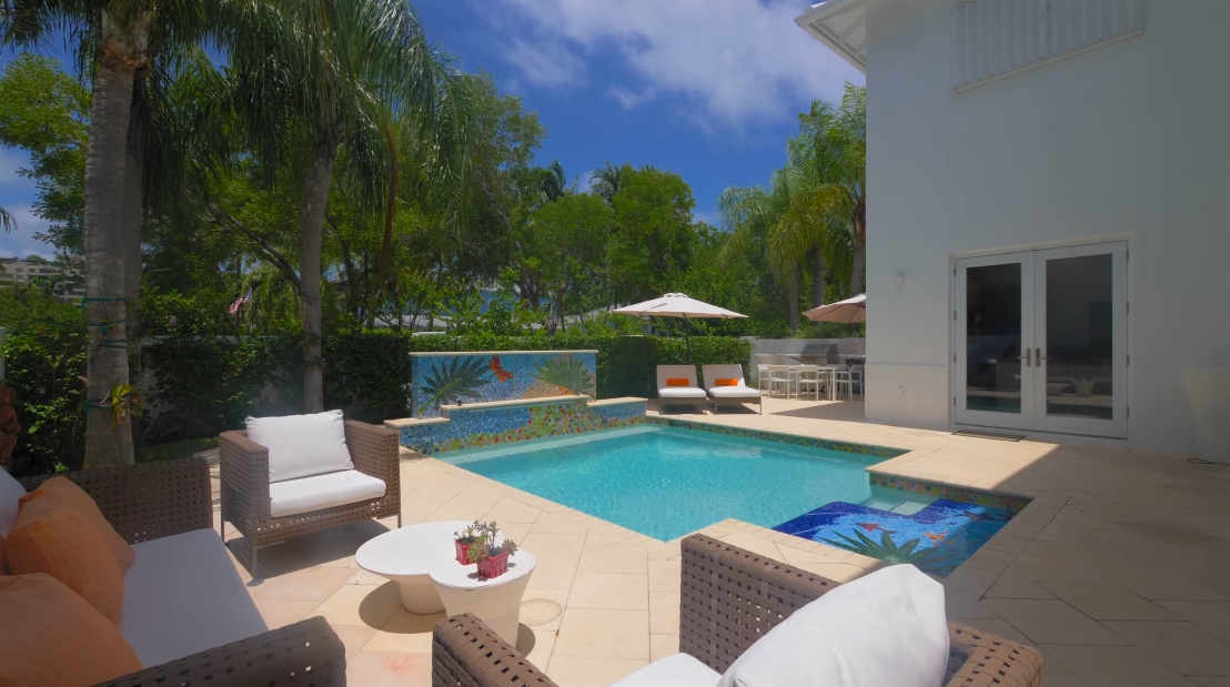 Tour 16 Turtle Walk, Key Biscayne Luxury Home vs. 39 Interior Design Photos