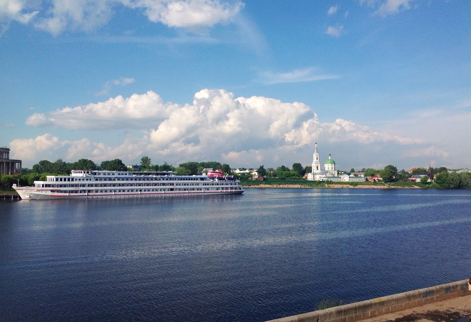 городец нижегородская область. город на волге 5. углич причал речной. река волга город углич. красивые места в твери для прогулки по волге.