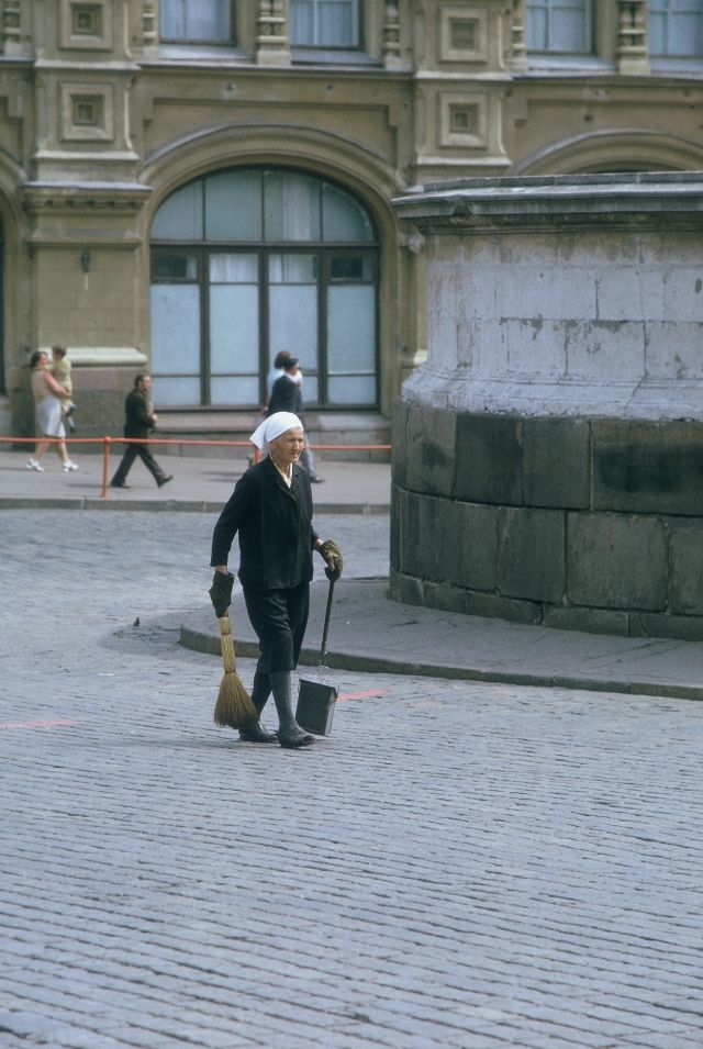 soviet union street scenes 1970s